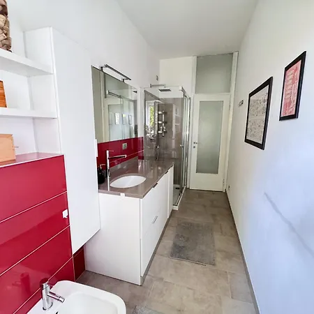 Monte Cristallo - Isola And Station 公寓